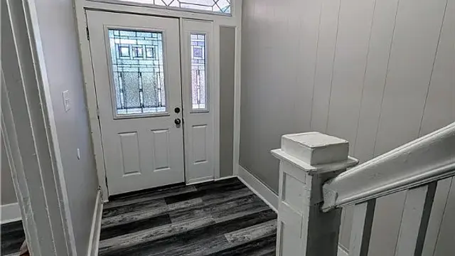 The front entryway inside the Harlem House