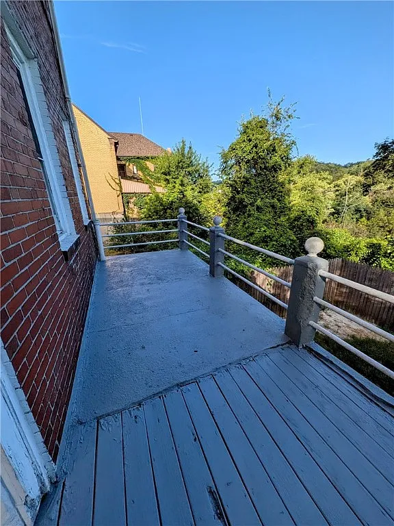 the-linden0grove-foundation-harlem-ave-back-porch