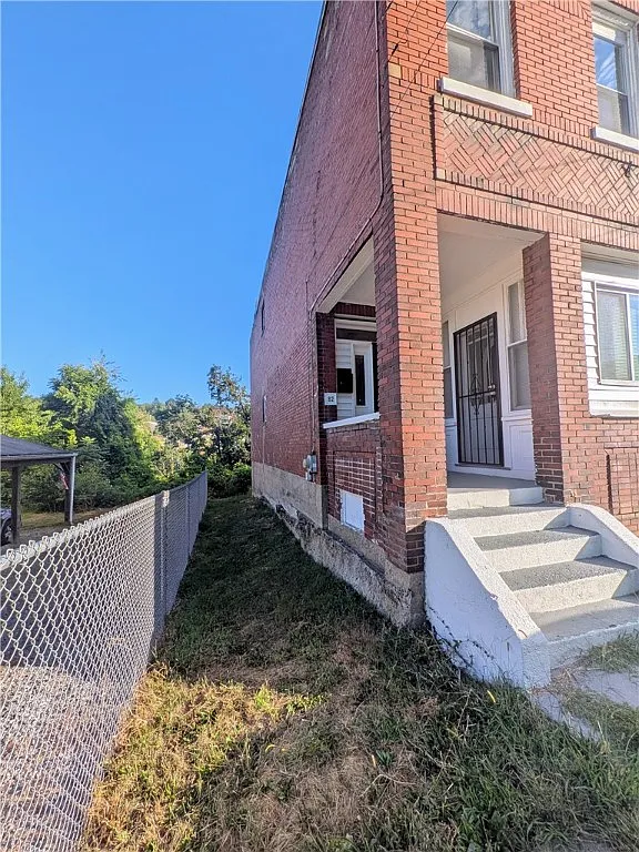 the-linden0grove-foundation-harlem-ave-front-2